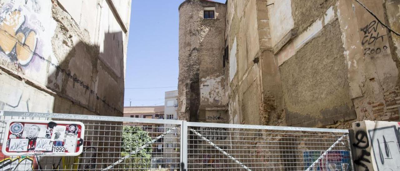 Hammerstein advierte del patrimonio desaprovechado de la muralla árabe