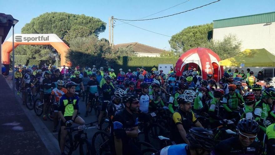 Un total de 210 ciclistes van ser a Garriguella