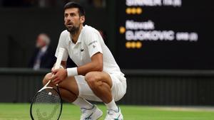 Djokovic se queja ante la penalización del árbitro