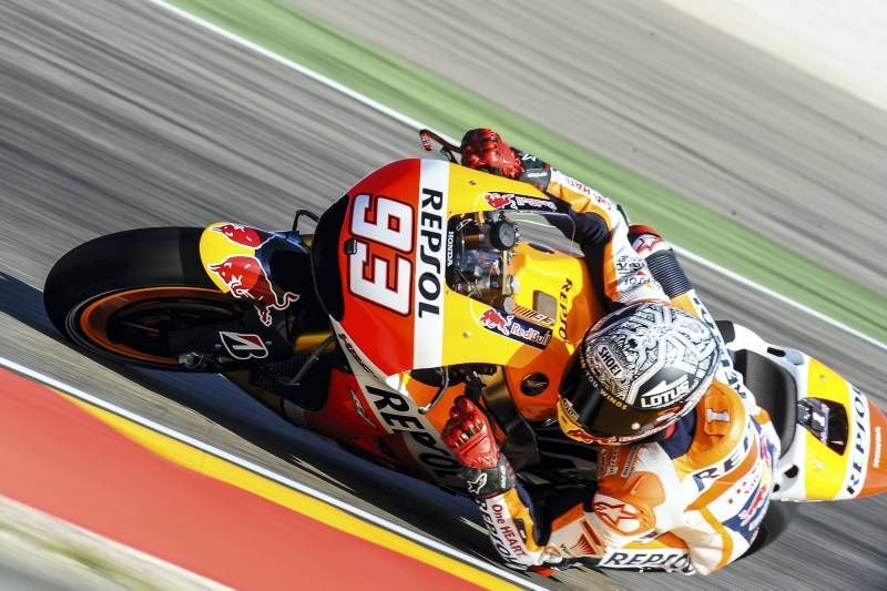 Primeros entrenamientos libres en Motorland