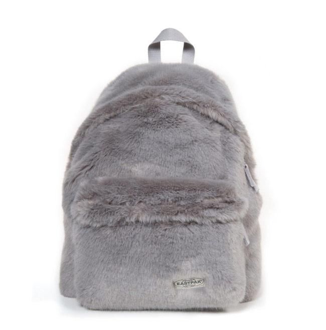 Mochila de pelo gris, de Eastpack