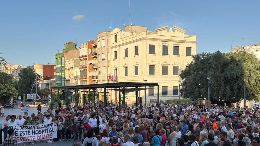 Multitudinaria protesta en Cieza en defensa de la 