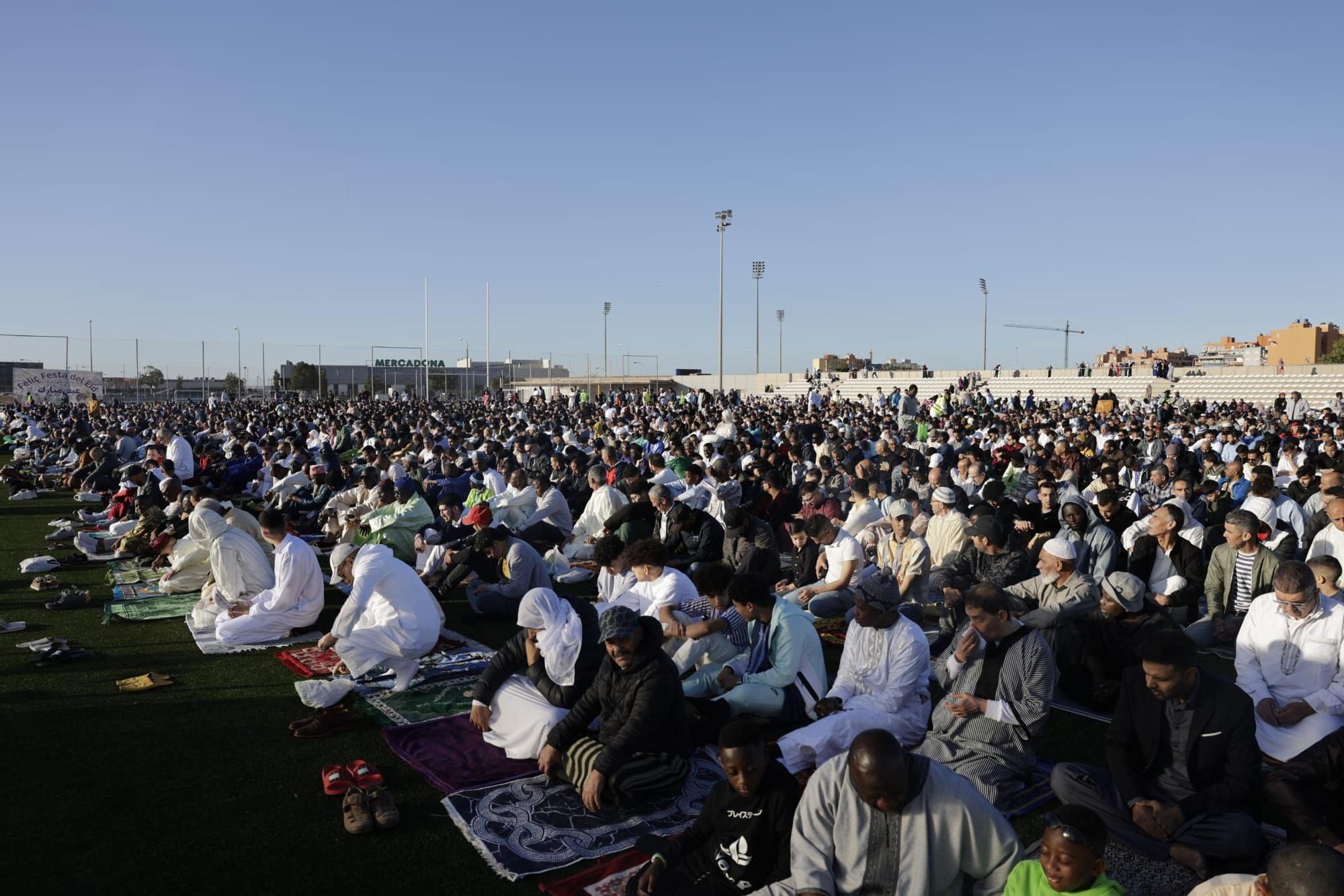 Los musulmanes de Palma celebran el final del Ramadán