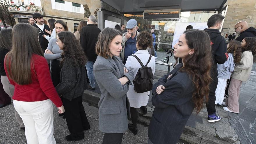 Expectación en Bouzas por el rodaje de un videoclip de Fillas de Cassandra