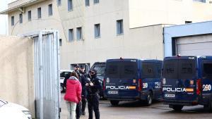 Intervención de la Policía Nacional en el centro de menores de Juslibol