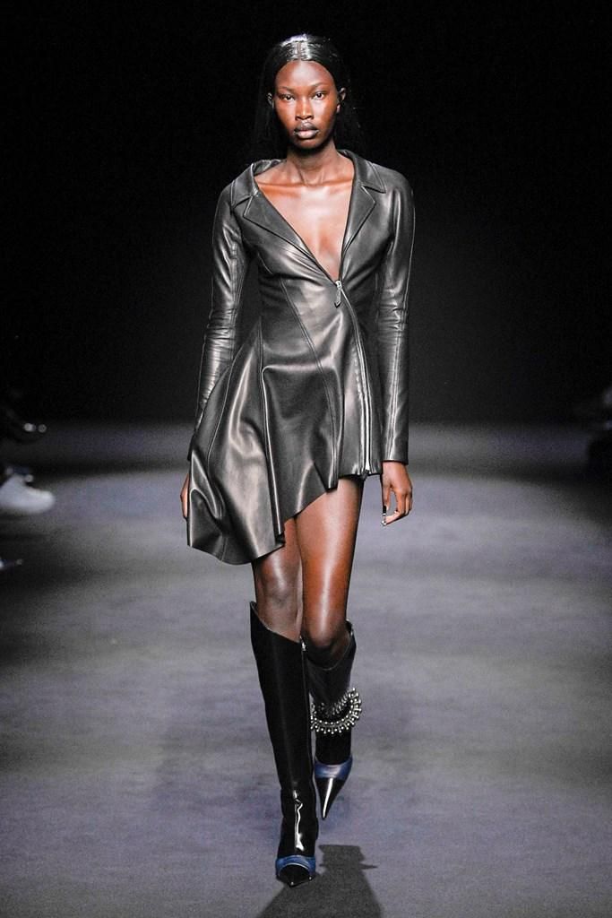Mugler