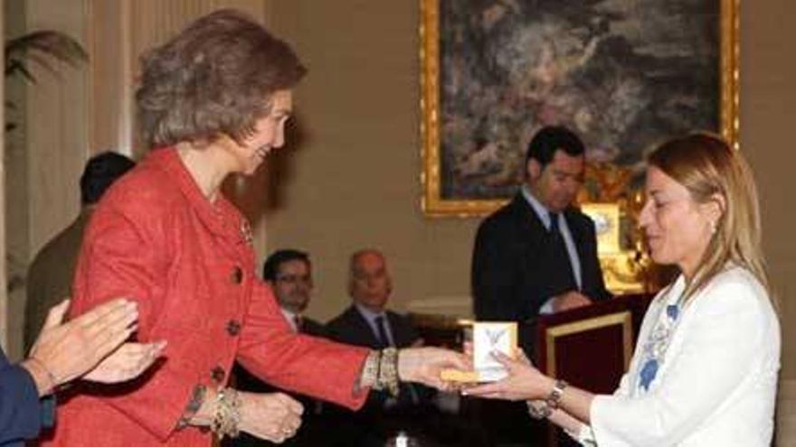 La Reina entrega uno de los Premios de Accesibilidad a Cáceres