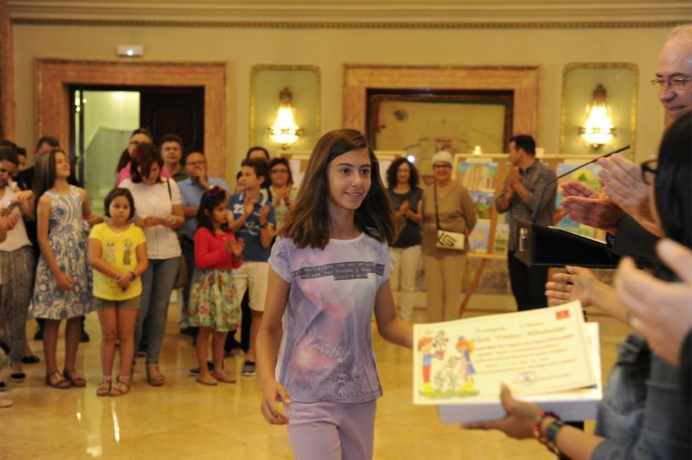 El alcalde de Murcia entrega a los niños y niñas los premios municipales del Día del Medio Ambiente