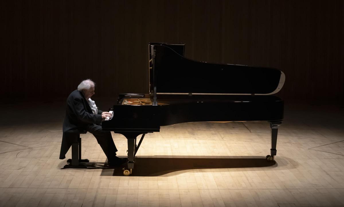 Sokolov, durante el concierto.