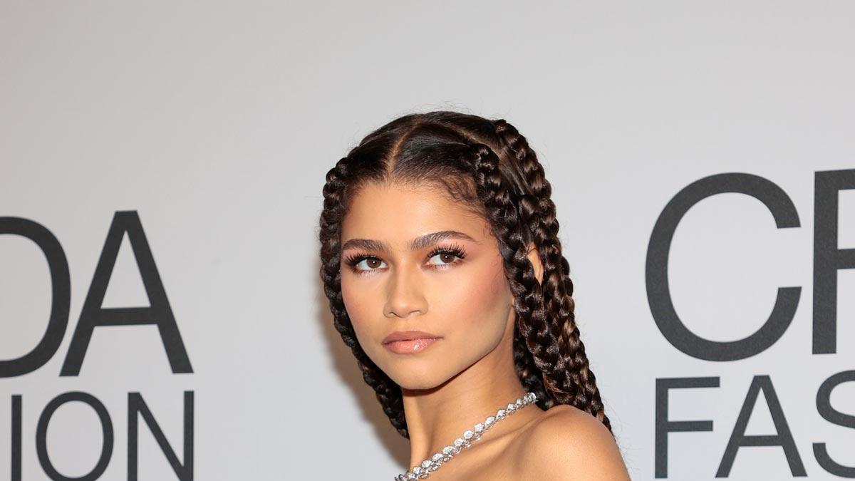 Zendaya Coleman recibe el Premio Icono de la Moda en los CFDA 2021