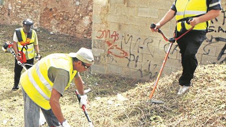 Vallarán solares municipales para paliar molestias a vecinos