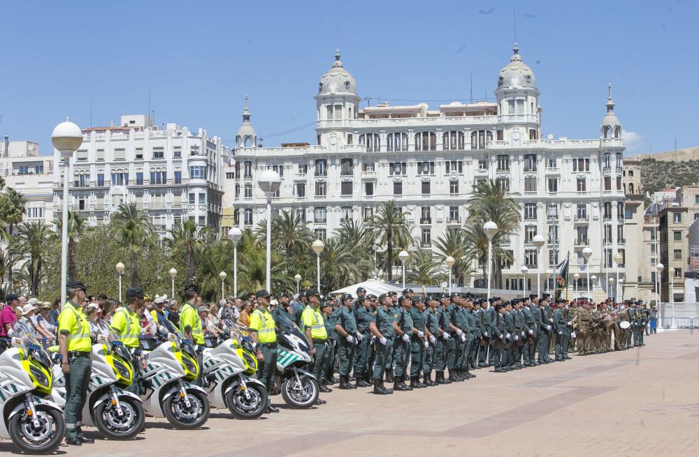 Acto institucional del 175 aniversario de la Guardia Civil en Alicante