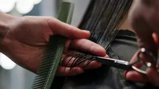 Los expertos revelan cada cuánto tiempo exacto hay que lavarse el pelo: está muy lejos de lo que crees