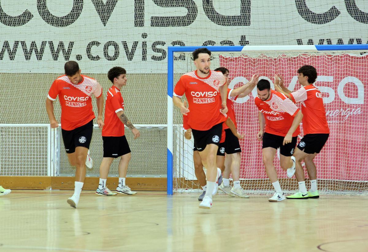 Totes les fotos del primer entrenament de la temporada 2026/27 del Covisa Manresa