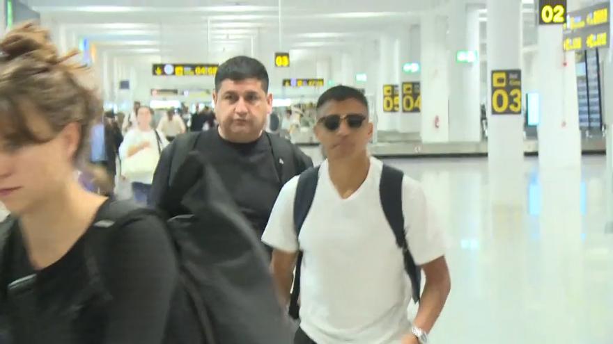 Ya está en Sevilla Alexis Sánchez