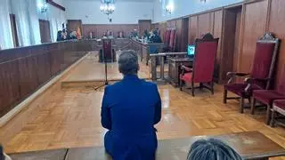 Condenado a 6 años y medio de cárcel el oficial de la Policía Local de Badajoz que irrumpió en un piso y agredió a sus inquilinos