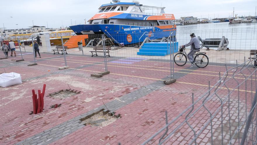 La reordenación de las tabarqueras de Santa Pola se atasca: dos meses con las obras paradas