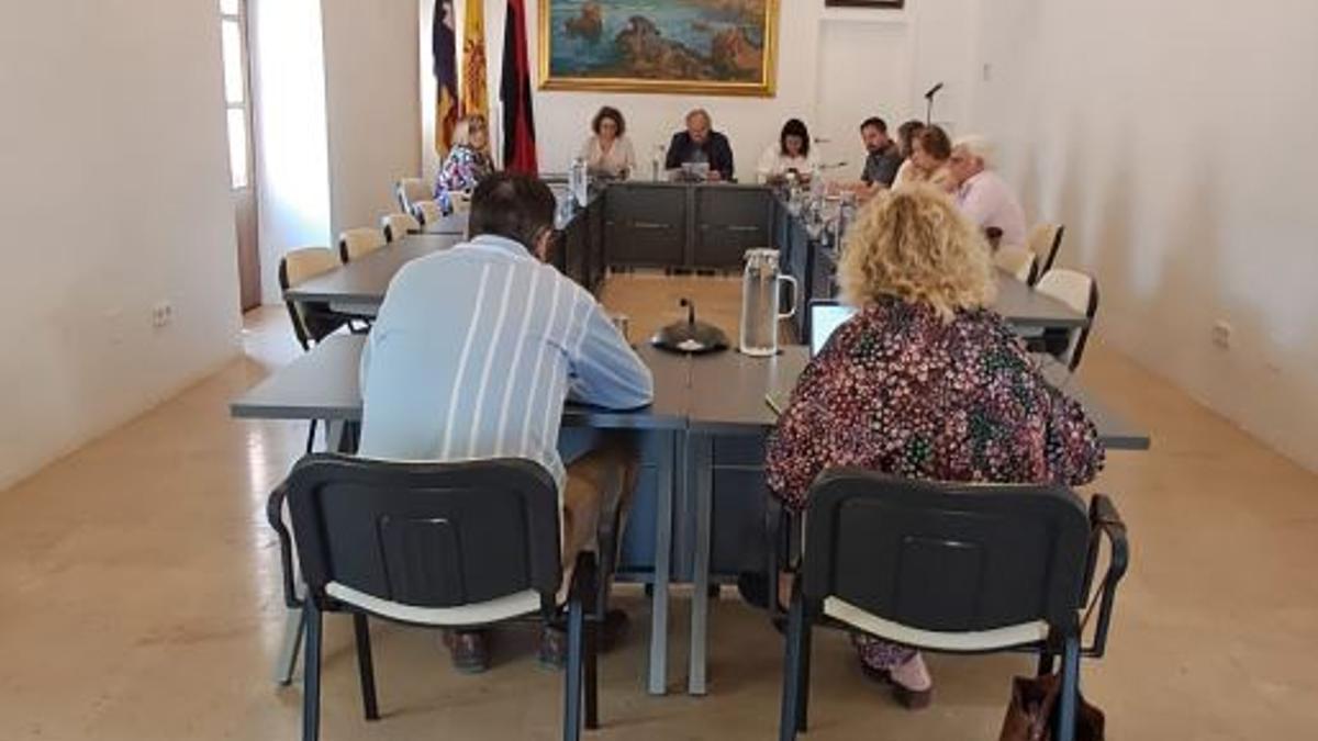 Los regidores de la oposición se han ausentado del pleno extraordinario de este viernes, en la imagen.
