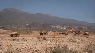 Rosa Dávila, presidenta del Cabildo, acusa al PSOE de una «chapuza» que obliga a paralizar el Circuito del Motor de Tenerife