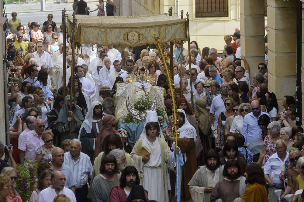 Procesión del entierro de la Virgen en Elche