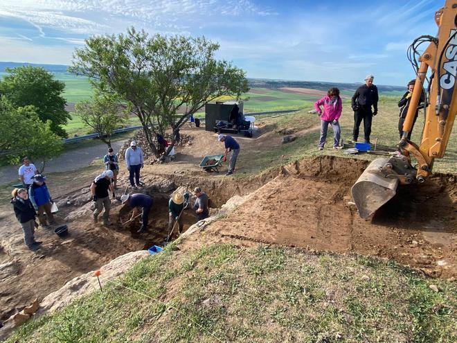 GALERÍA | Finaliza la segunda campaña de excavaciones en el castro del Viso