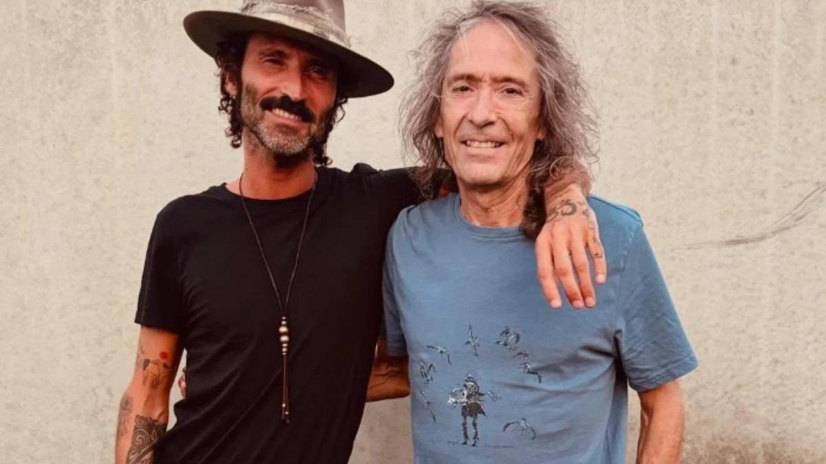 Robe, con Leiva, que ha elogiado al músico de Plasencia.