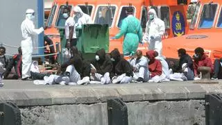 Rescatan una patera con ocho fallecidos al sur de Gran Canaria