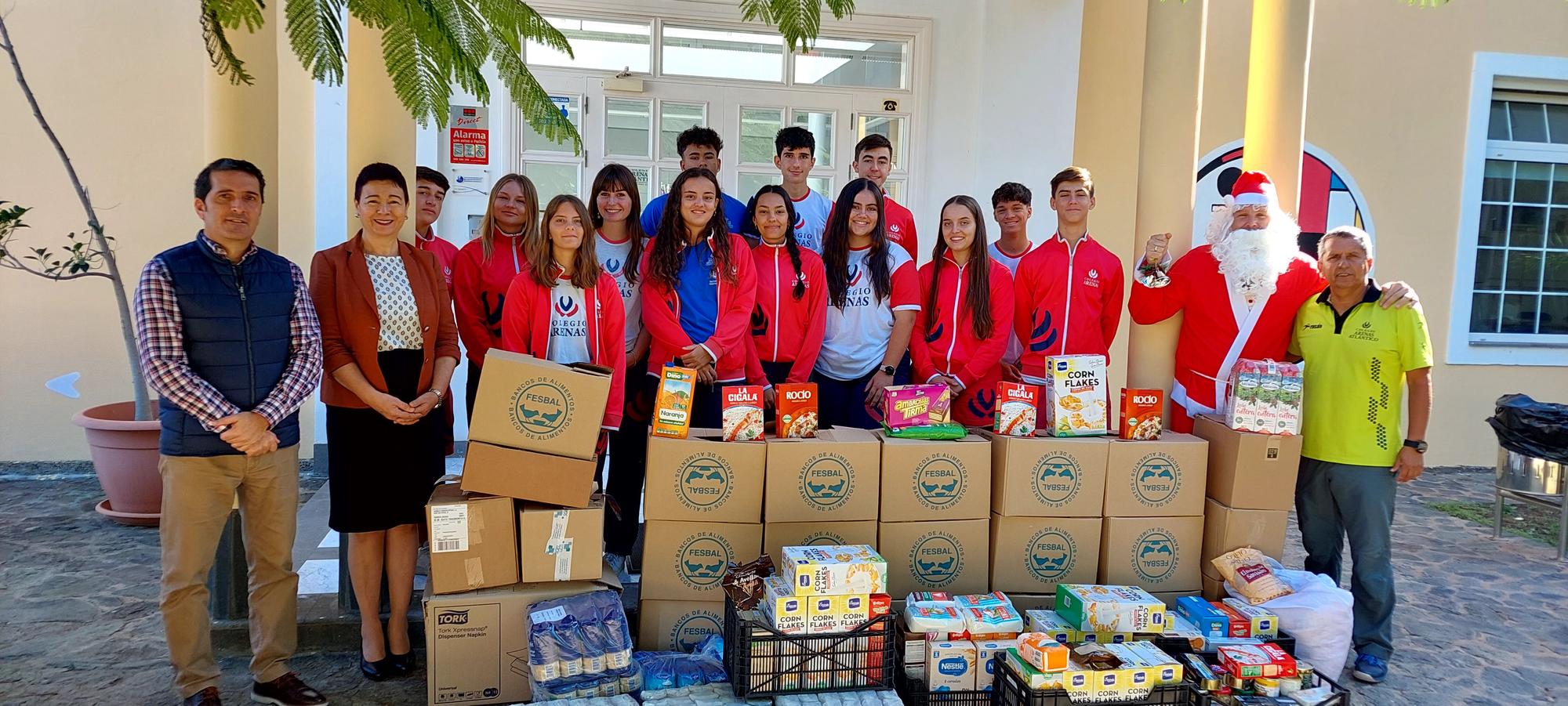 Recogida de alimentos y juguetes de los Colegios Arenas