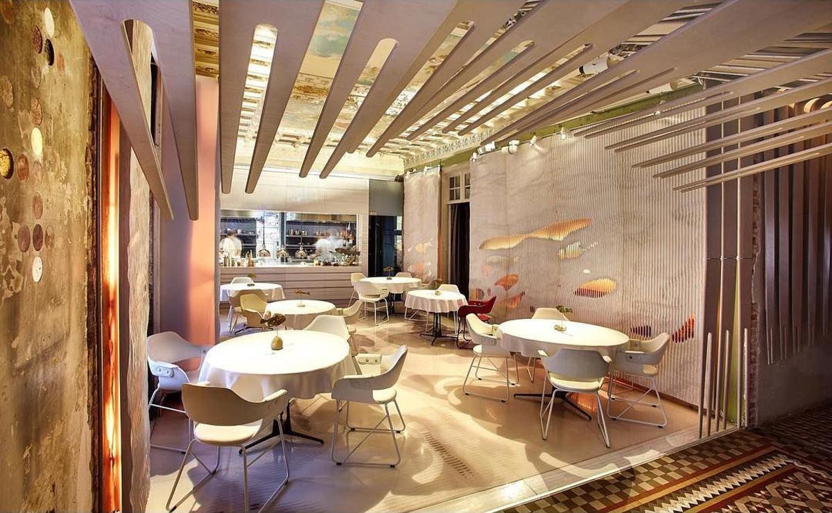 El comedor del restaurante Alkimia.