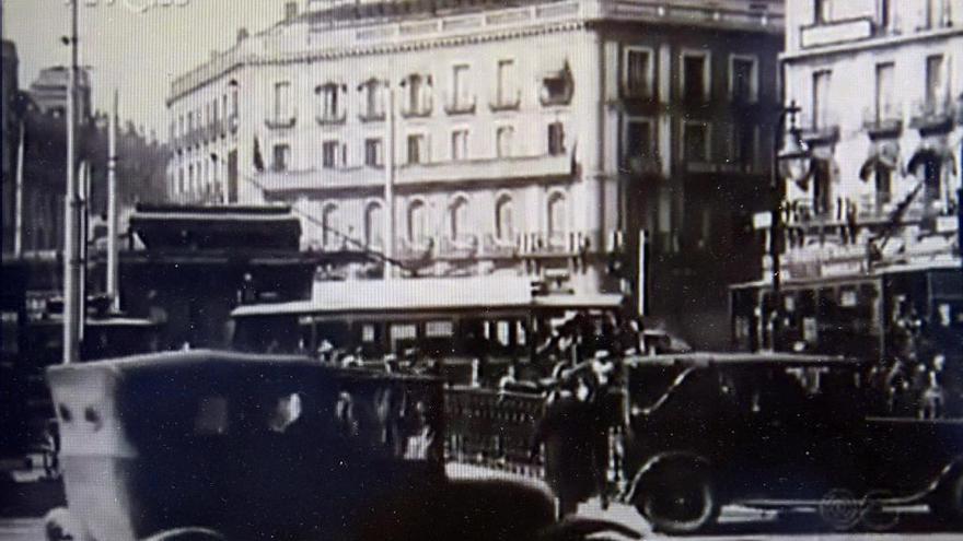 Fotograma de la película &quot;El Misterio de la Puerta del Sol&quot;