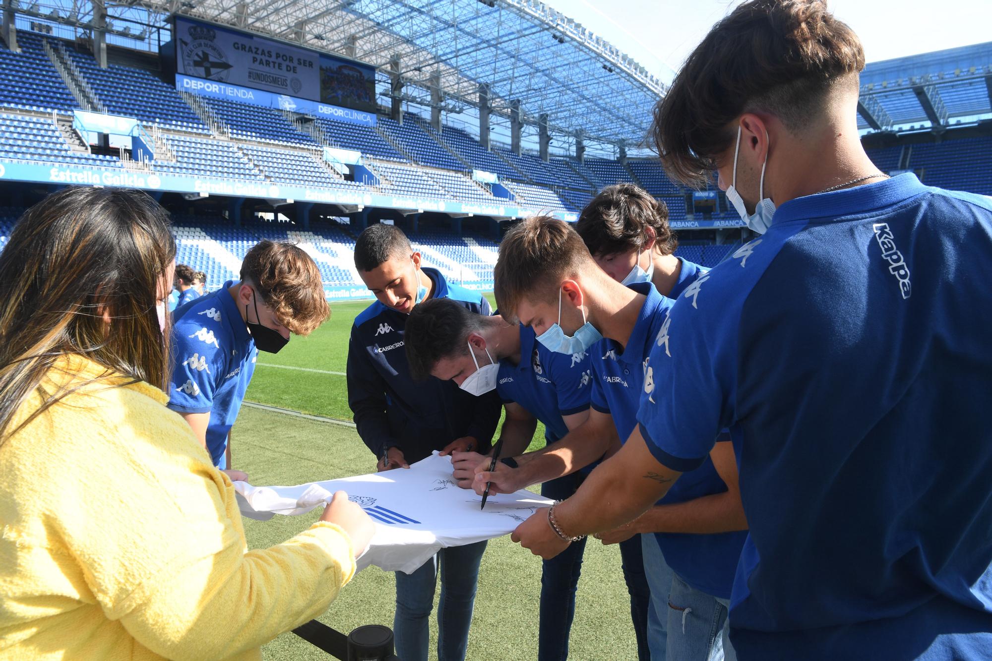 Encuentro entre aficionados y los juveniles campeones de España