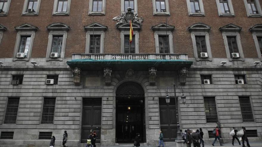 Las entidades locales españolas deben 25.779 millones de euros