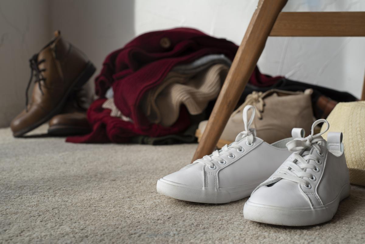 Déjalos como nuevos: el truco para limpiar los cordones blancos de tus  zapatillas en 10 minutos, Vida