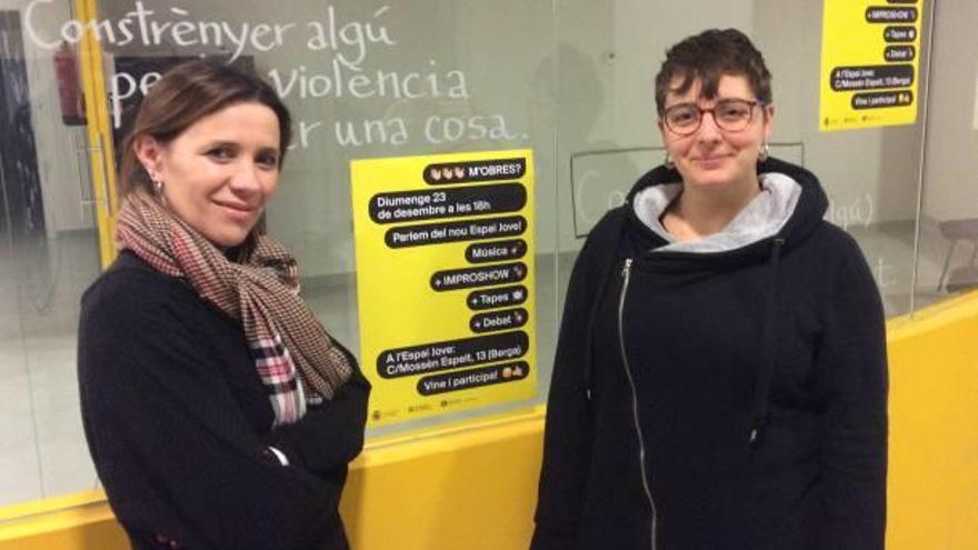 A l&#039;esquerra, Janina Vilana i Mònica Garcia al nou local, ahir