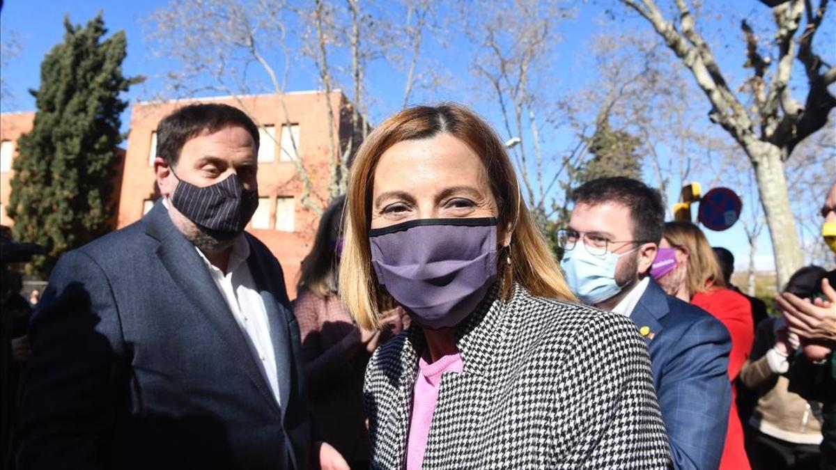 Forcadell sale de la cárcel de Wad Ras y pide al electorado que acuda a votar