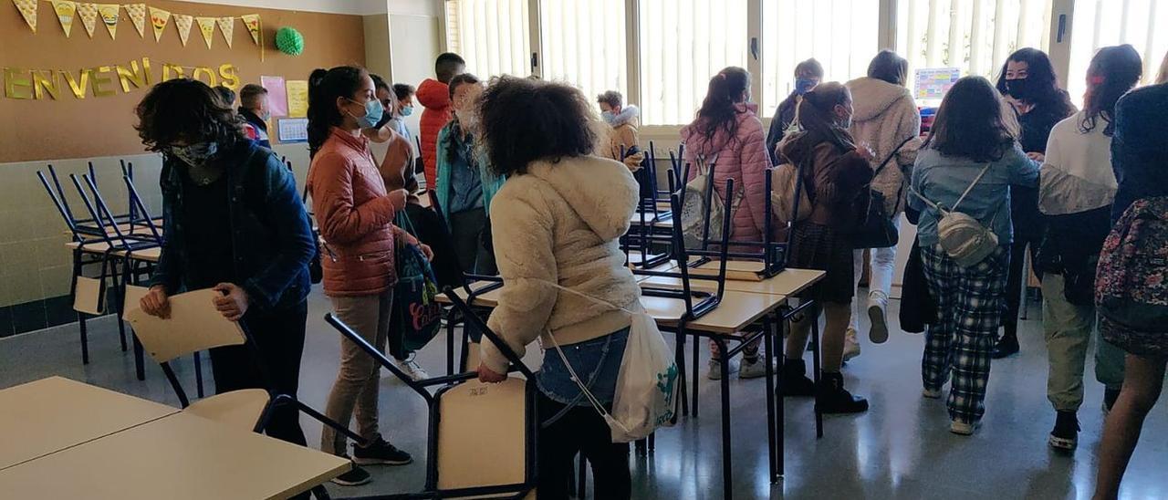 Los alumnos estrenaron las aulas del nuevo colegio Jaime I de Vinaròs.