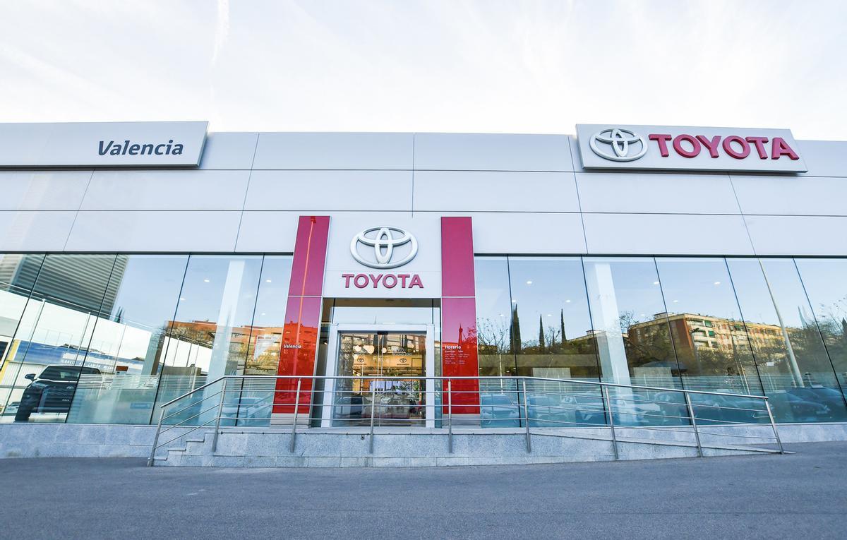 Toyota Valencia: Líder en tecnología híbrida con instalaciones y servicio oficial en múltiples ubicaciones de València y alrededores