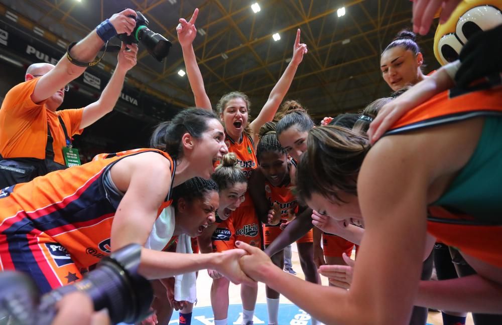 Celebraciones del Valencia Basket tras el pase a la semifinal