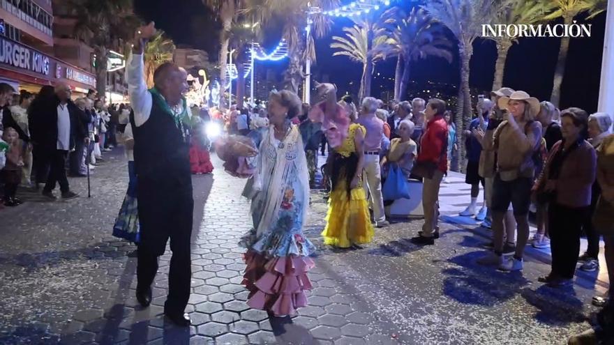 El Desfile de Carrozas, cuenta atrás para el cierre de las Fiestas Patronales de Benidorm