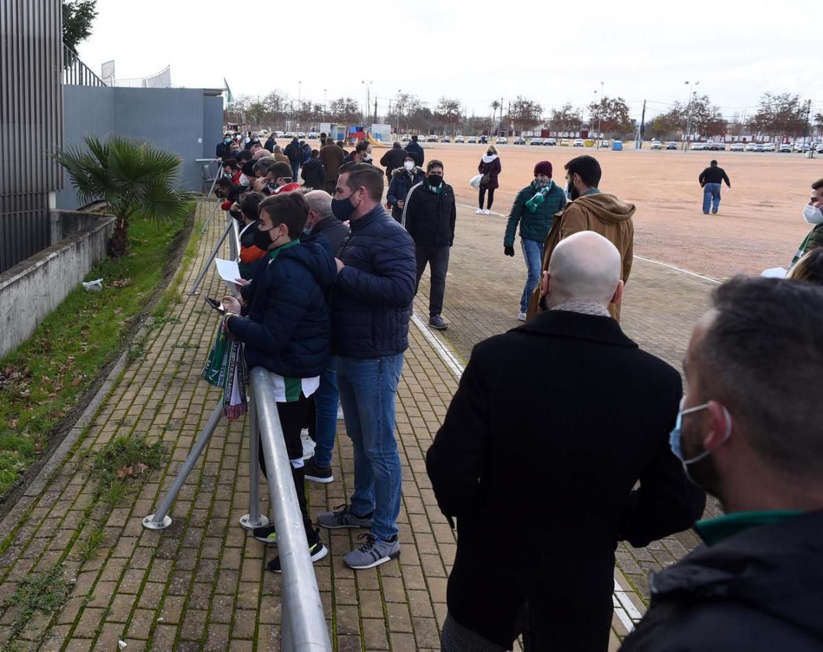 Los aficionados en el partido de Copa del Rey