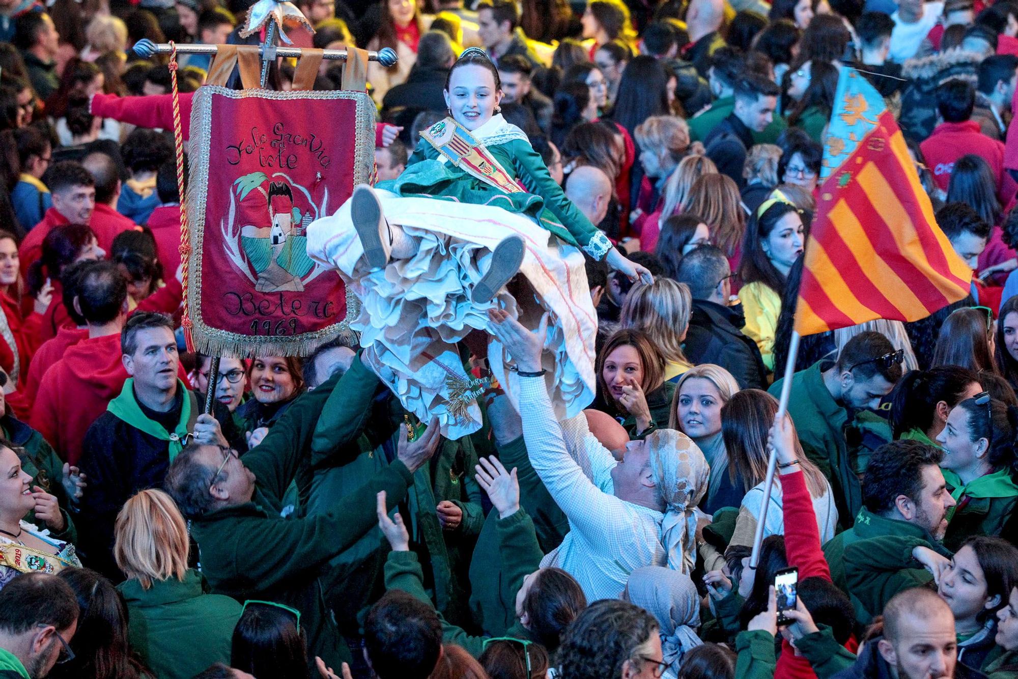 Falleras (y falleros) por el aire. La otra cara de la Crida (2016-2020)