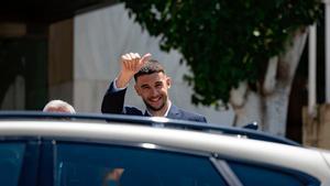 As ha llegado Joan Garca a las oficinas del Camp Nou