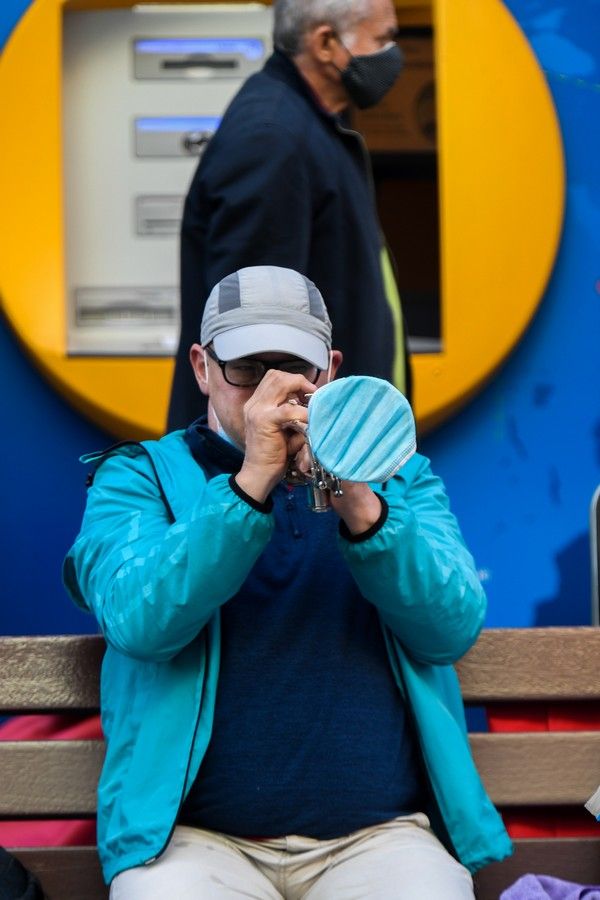 Comercios en la calle de Triana durante la campaña de Navidad y Reyes