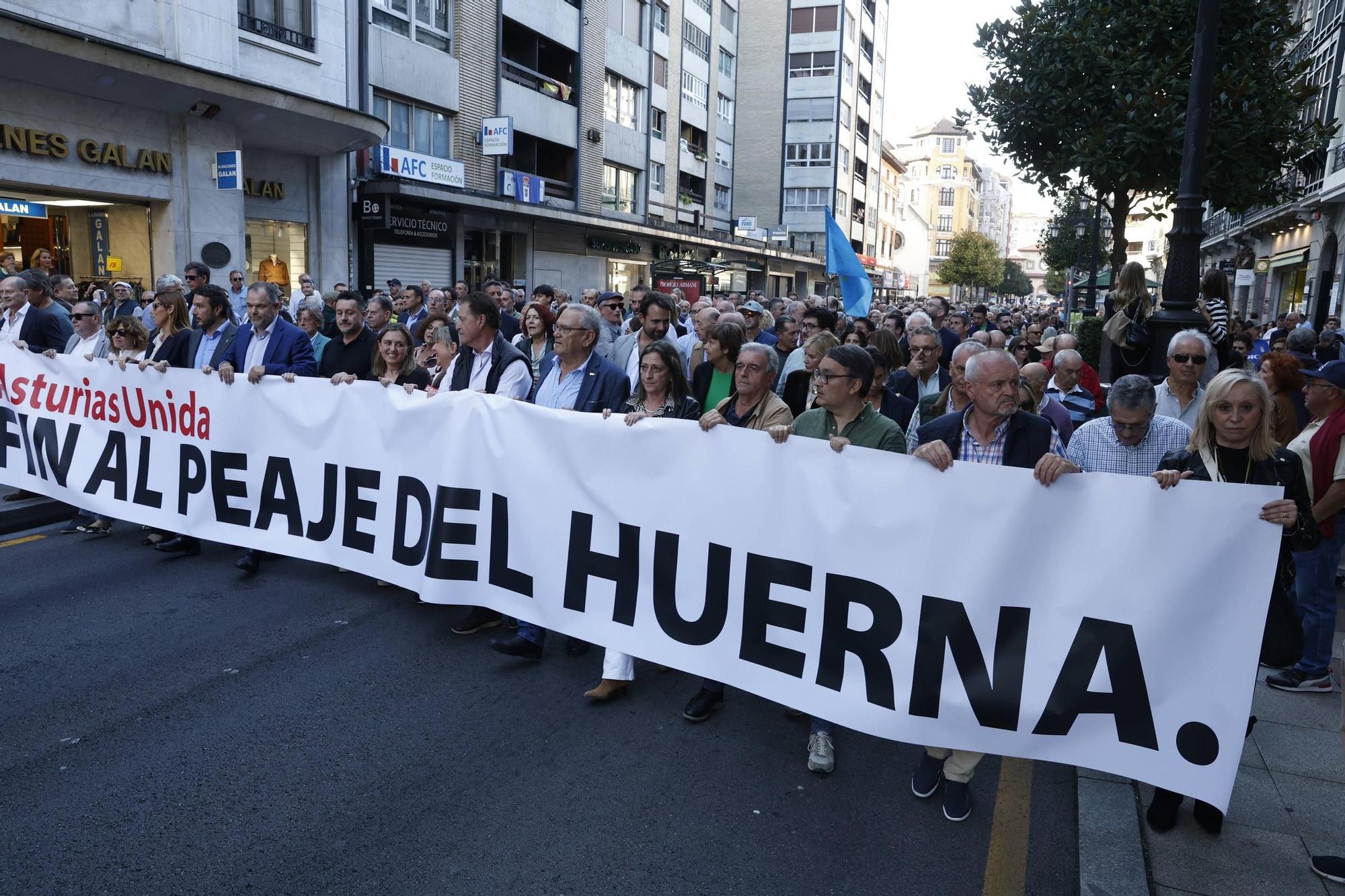 EN IMÁGENES: así fue la gran movilización contra el peaje del Huerna en Asturias
