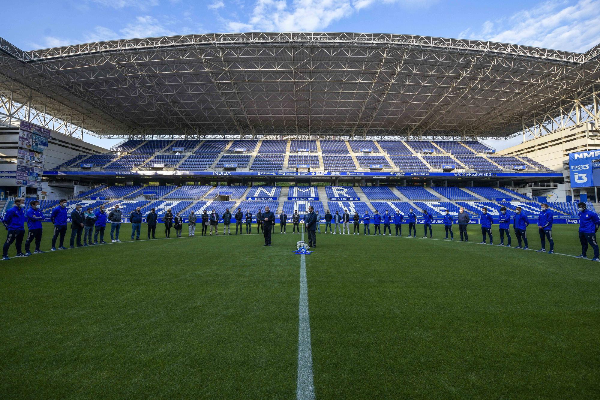 Las imágenes el homenaje a Arnau en el Tartiere