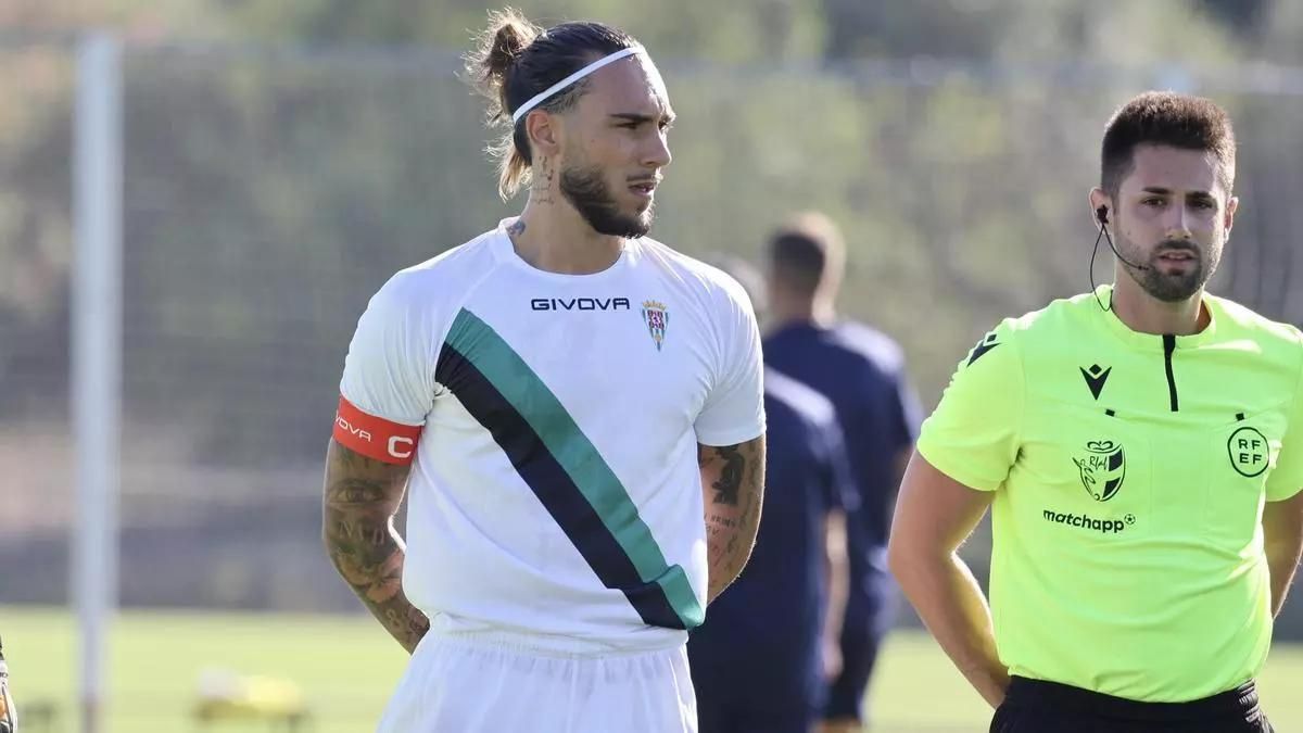Dragisa Gudelj, durante aquel encuentro ante el Sevilla FC en Montecastillo.
