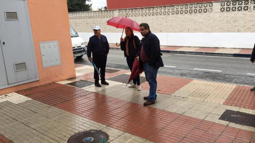 Ana Isabel González y Manuel Morales, ayer en Las Medranas.