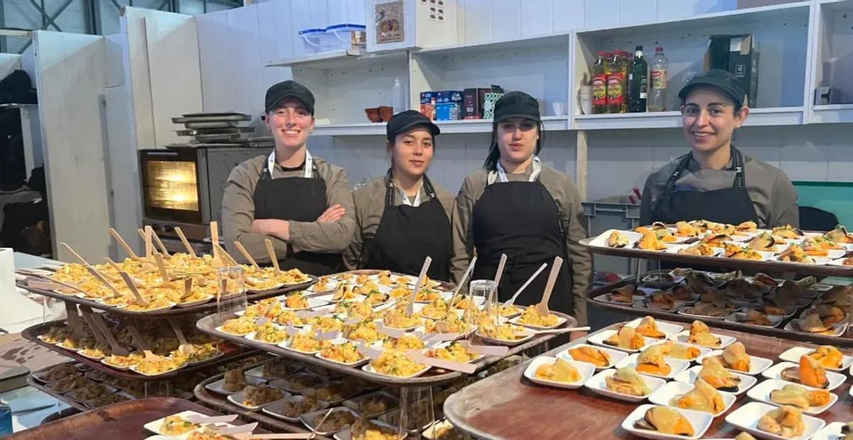 Algunas de las responsables de este extenso menú degustación.