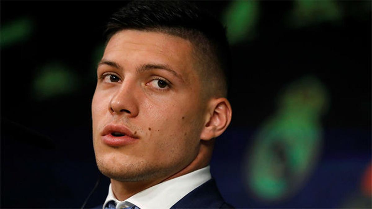 Jovic: Espero aprender de Benzema