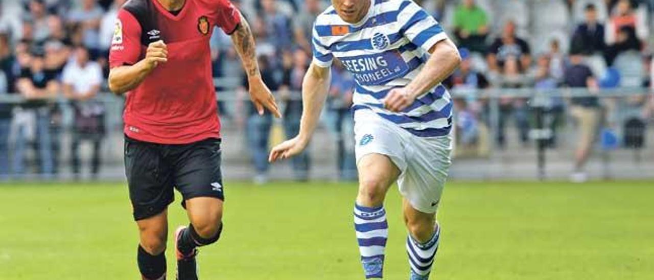 Moutinho, en el partido del domingo frente al De Graafschap en Holanda.